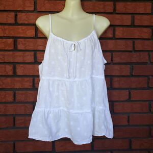 Old Navy White Tiered Sleeveless Top XL Embroidered Floral Cottage Boho Tie Neck